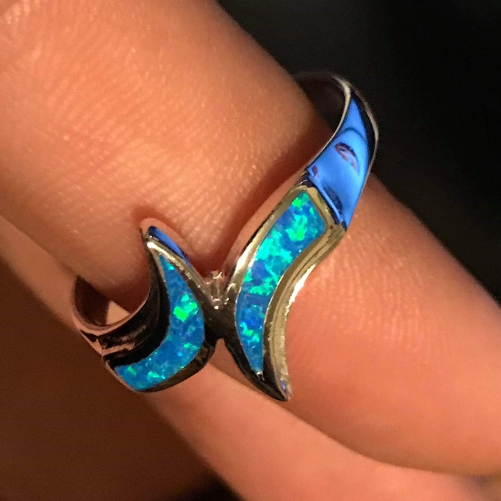 Stunning opal 925 ring